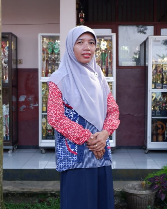 Umi Salamah, S.Pd.